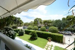 Luxury Apartment Demokratias - Atény