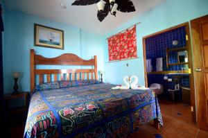 Las Lajas Beach Resort