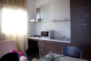 Apartments Tomisa