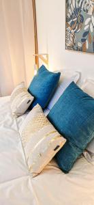 Appartements A 2 PAS DU LAC - WIFI - Garage - Netflix - Disney+ - Lac : photos des chambres