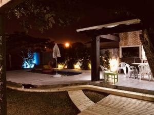 Casa em Atlântida com Piscina