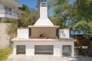 Venetico Beachfront Apartments & Suites - Sea View Suite