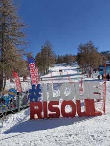 Appartements Risoul 1850 appartement 4 personnes proches pistes. : photos des chambres