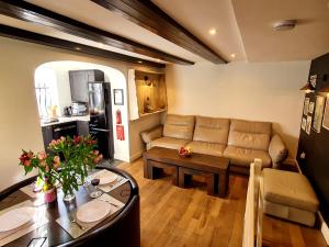 Speedys Cottage - Cyanacottages