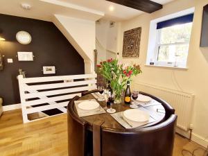 Speedys Cottage - Cyanacottages