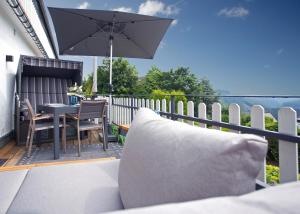 Traumblick mit Massagesessel, Infrarotpanel, Panoramablick, Balkon