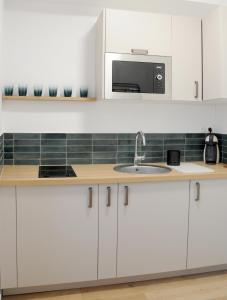 Appartements Studio vue mer a 2 min de la plage : photos des chambres