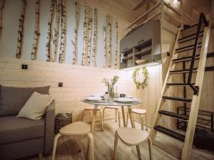 Czill-Lokum- klimatyczna chata w Beskidach z balią i sauną