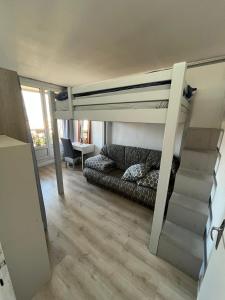 Appartements Grand appartement proche de Paris : photos des chambres