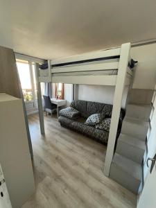 Appartements Grand appartement proche de Paris : photos des chambres
