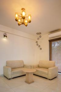 Hotel White Rock By The Solitaire Hospitality