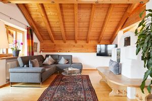 Large Two-Bedroom Apartment room in Ferienwohnungen Schwendinger