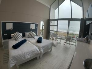 AT THE SEA Boutique Guesthouse