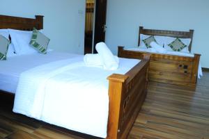 White House Bungalow Hatton