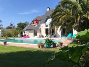 Villas Belle villa bord de mer avec piscine : photos des chambres