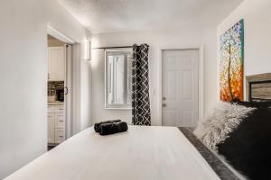 Coral Sands 1br1ba Close 2 Beach!