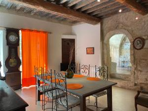 Maisons de vacances MAS D ASTRE : photos des chambres