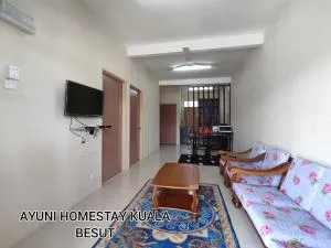 AYUNI HOMESTAY KUALA BESUT TERENGGANU - Kampong Gong Manok
