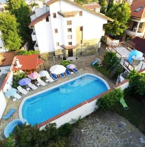 Guest House Yanita - 圣君士坦丁和海伦那