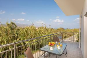 SEA BREEZE APARTMENTS