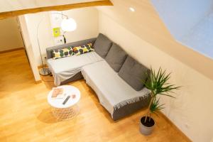 Appartements F2 201 neuf proche gare TGV, A36 et commerces : photos des chambres