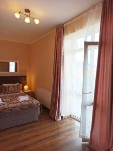 Beautiful Mountain View Apartment