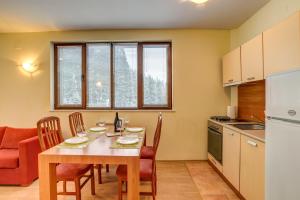 *By the Fireplace* Cosy 1BD Flat with a nice view