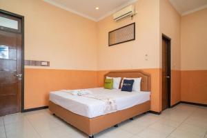 Urbanview Hotel de Kopen Malang by RedDoorz