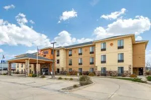 Comfort Inn & Suites Cedar Rapids North - Collins Road - Hiawatha