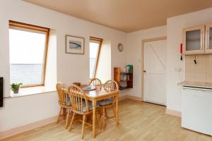 Tidewater Apartment Baltimore by Trident Holiday Homes