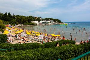 Apartments Beautiful Sandy Beach