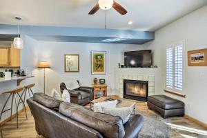 Cozy Vail Valley Townhome - Walk to Riverwalk!