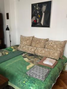 Practico, cómodo y céntrico.