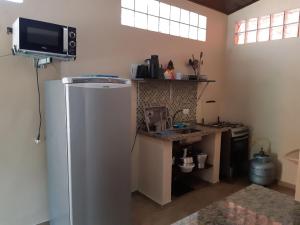 0001.11 - Maranduba - Kitnet Térreo - 4 Pessoas - 2 Quadras Do Mar - Piscina - Wi-Fi - Ar Condicionado