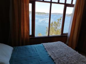 Chiloé-Quemchi Casa con vista al mar y sendero a la playa