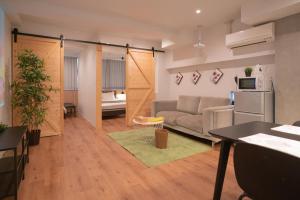 大阪 Yeah Room Namba 3つ星 宿泊施設 ロビー