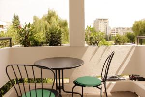 Luxurious Spacious Modern Gem Great Location