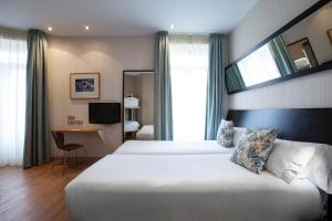 Quadruple Room room in Petit Palace Ruzafa
