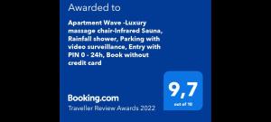 Apartment Wave -Luxury massage chair-Infrared Sauna, Parking with video surveillance, Entry with PIN 0 - 24h, FREE CANCELLATION 24 hours before Check In, Premium pillows and mattress