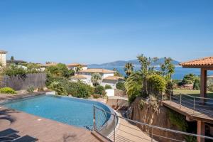 Villas Villa d'exception CAONIA - Piscine a debordement - vue mer - Plage a pied : photos des chambres