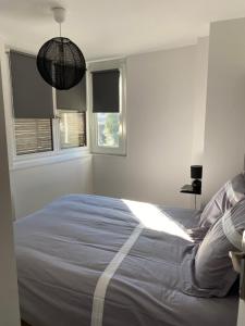 Appartements Residence avec un T3 un T2 et un STUDIO en Centre Ville d Argeles-Gazost : photos des chambres