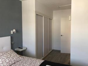 Lovely apartment seaview in Puerto Rico with heated swimming pool, free Wi-Fi and free private parking