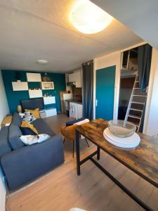 Appartement T2 27m² meublé vue mer, 50m de la plage