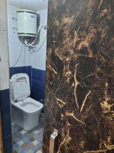 Abhiraj Guest House