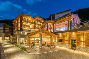 Luxury Residence Colosseo Zermatt - Саас-Альмажель