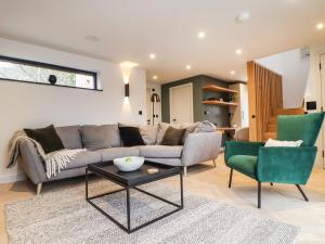 The Granary at Boskensoe Barns