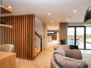 The Granary at Boskensoe Barns