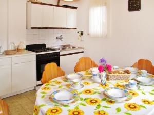 Holiday Home Salvia by Interhome