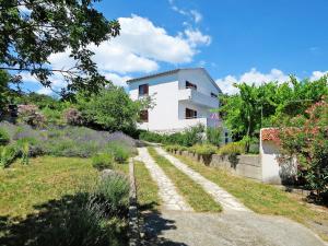 Holiday Home Vista by Interhome