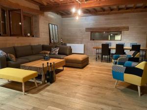 Maisons de vacances Habitation en bois authentique : photos des chambres